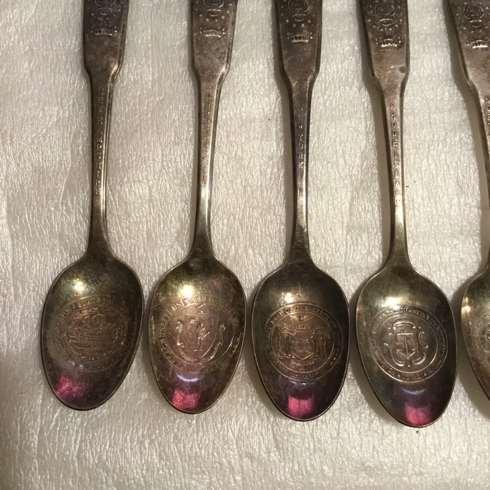 Lot of 13 International Silver Bicentennial US States Souvenir Spoons - Picture 4 of 16